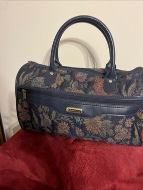 Floral  Vintage Jaguar Navy Tapestry Top-Handle Travel Bag